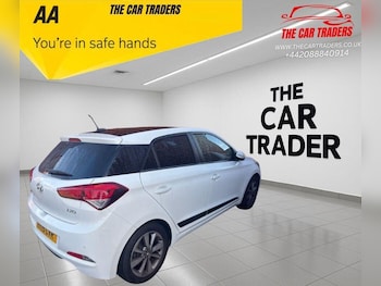 Used Hyundai i20 2015 for sale - 76391332: Photo