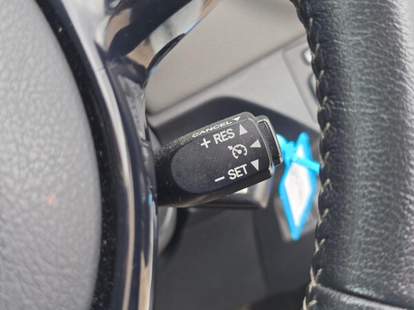 Used Toyota Yaris 2017 for sale - 75385281: Photo 15