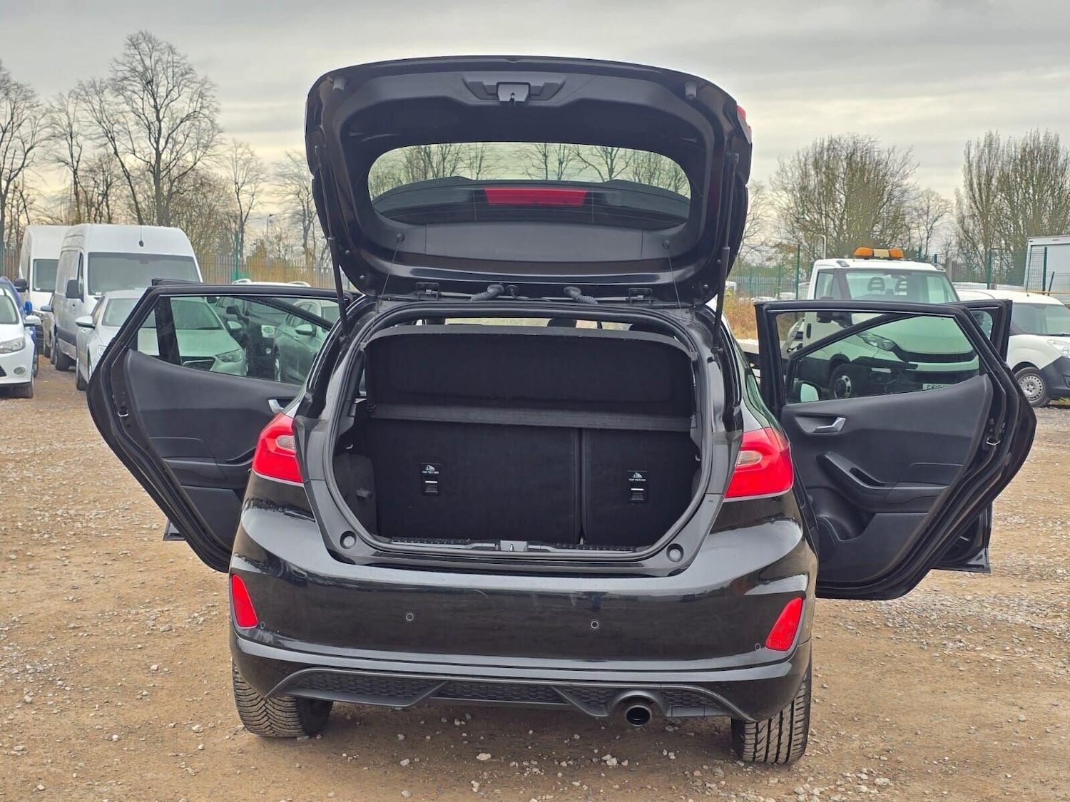 Used Ford Fiesta 2018 for sale - 76961648: Photo 39