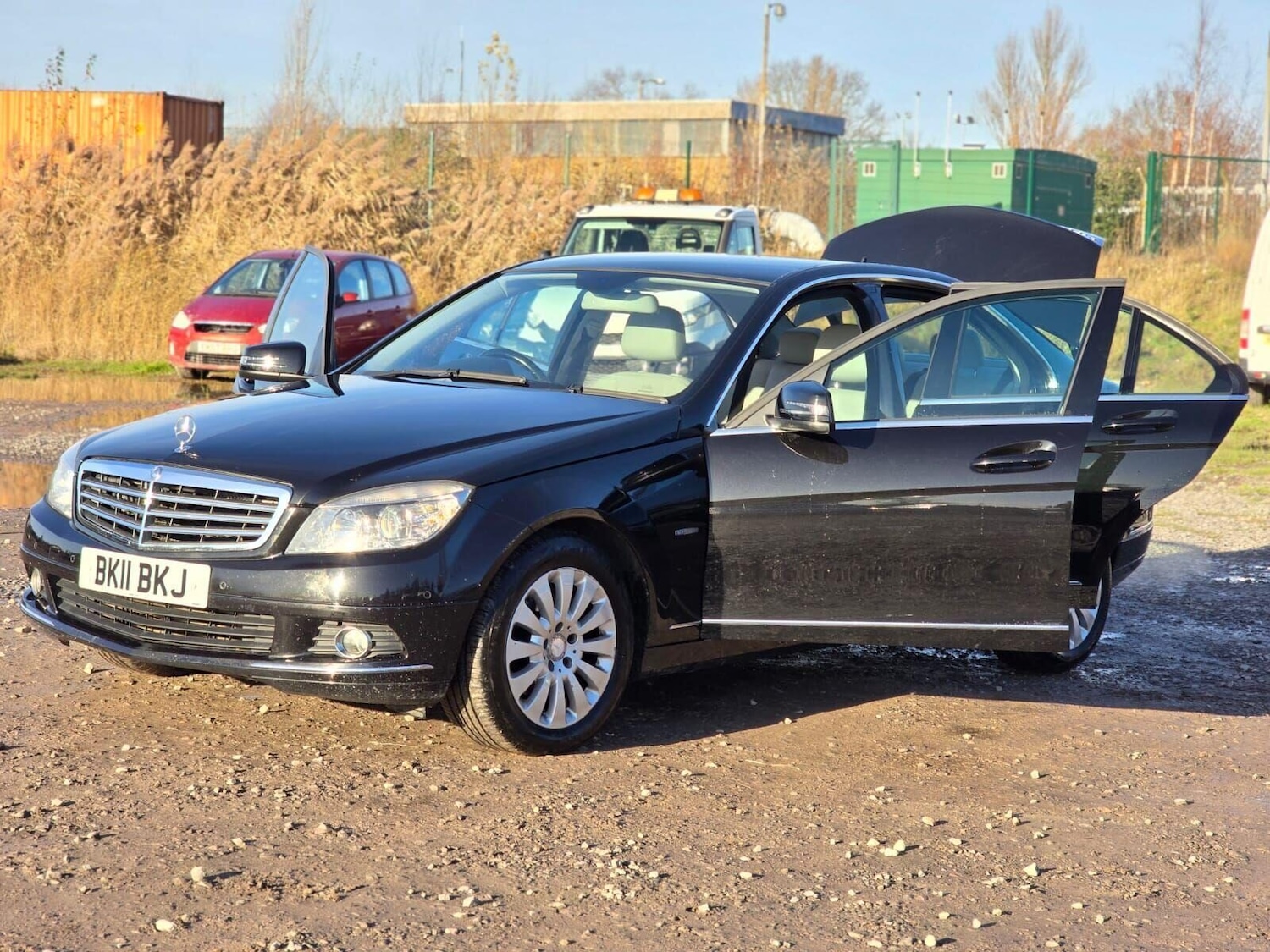 Used Mercedes-Benz C Class 2011 for sale - 76945448: Photo 10