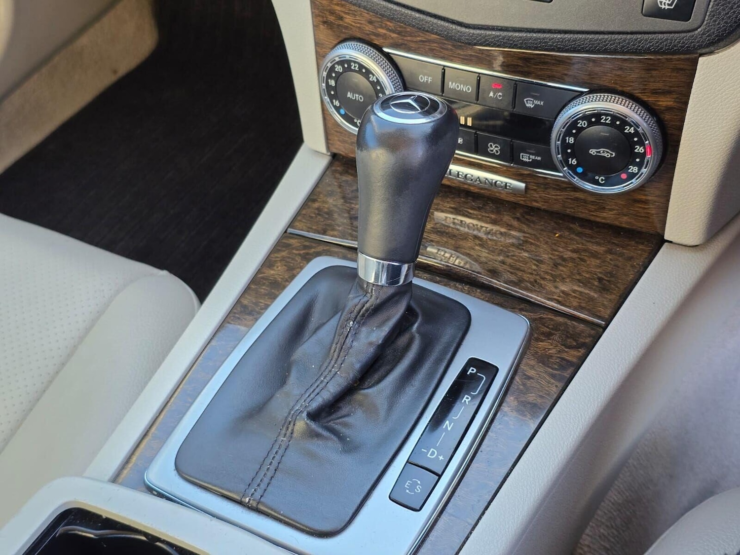 Used Mercedes-Benz C Class 2011 for sale - 76945448: Photo 19