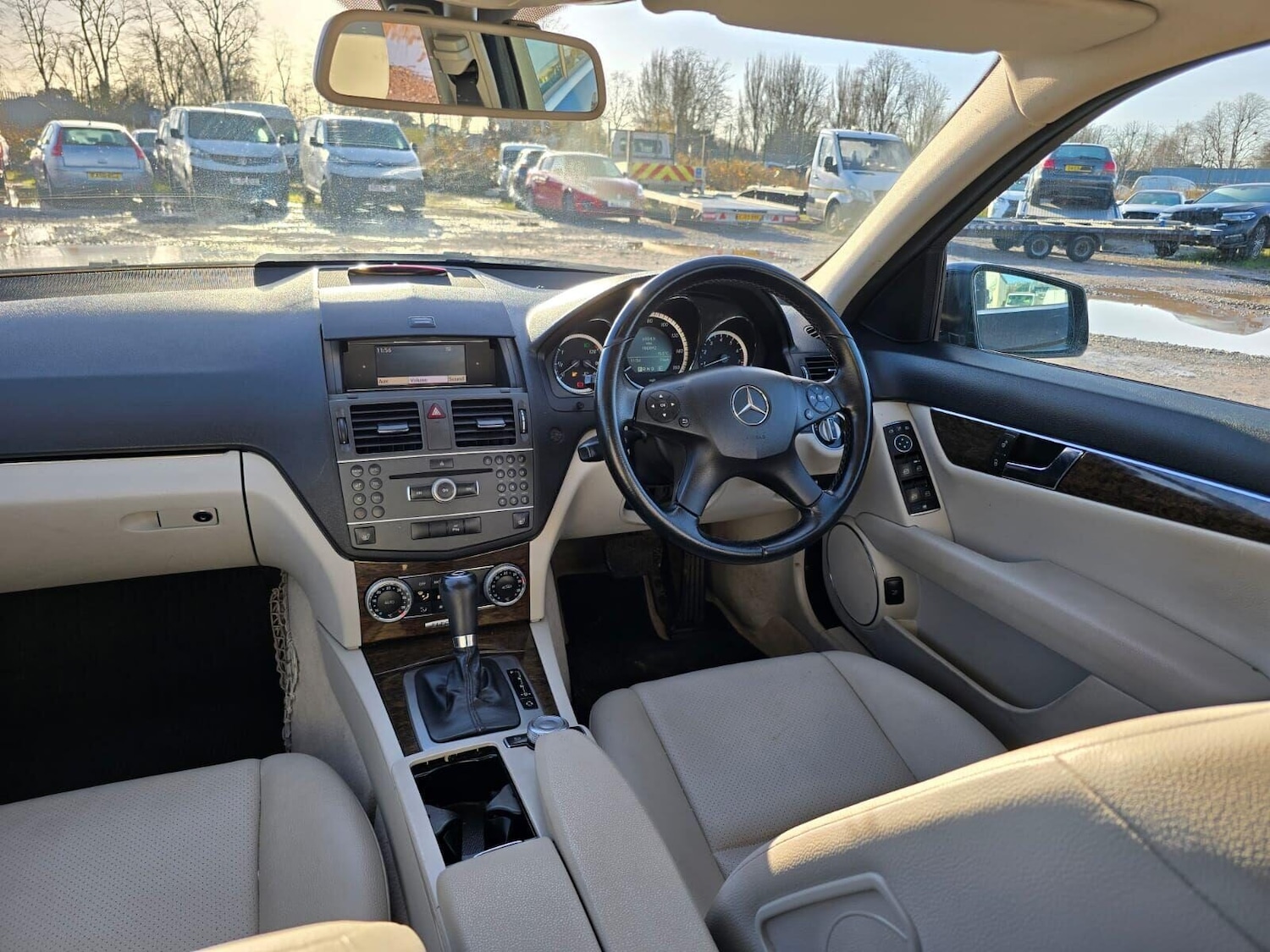 Used Mercedes-Benz C Class 2011 for sale - 76945448: Photo 22