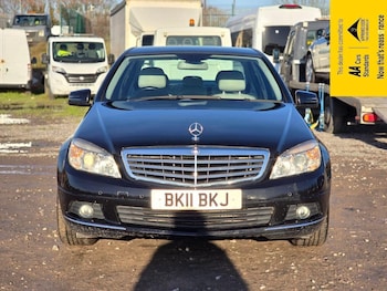 Used Mercedes-Benz C Class 2011 for sale - 76945448: Photo
