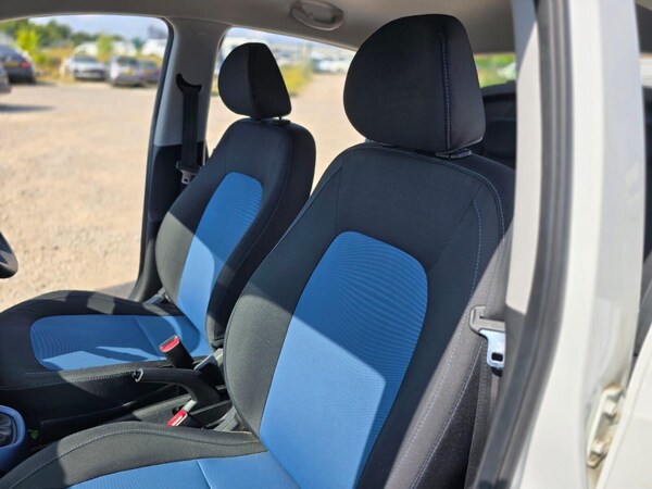 Used Hyundai i10 2015 for sale - 75453571: Photo 34
