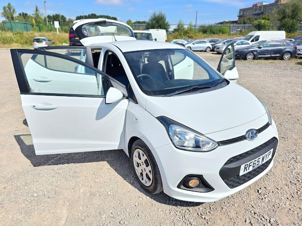 Used Hyundai i10 2015 for sale - 75453571: Photo 5
