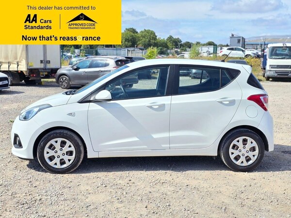 Used Hyundai i10 2015 for sale - 75453571: Photo 9