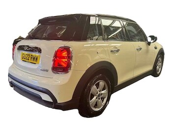 Used MINI Hatch 2022 for sale - 77744456: Photo