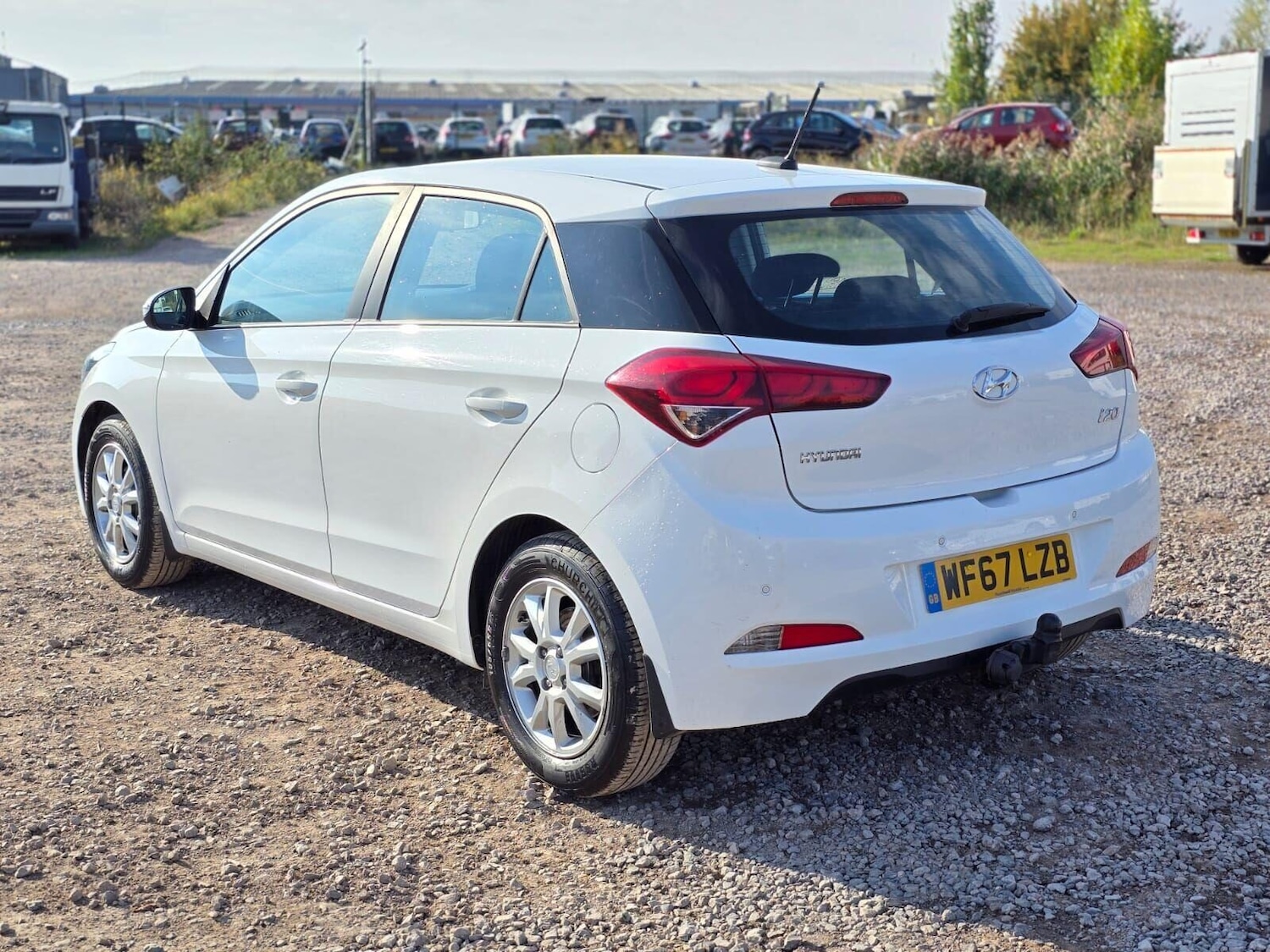 Used Hyundai i20 2017 for sale - 76040312: Photo 11