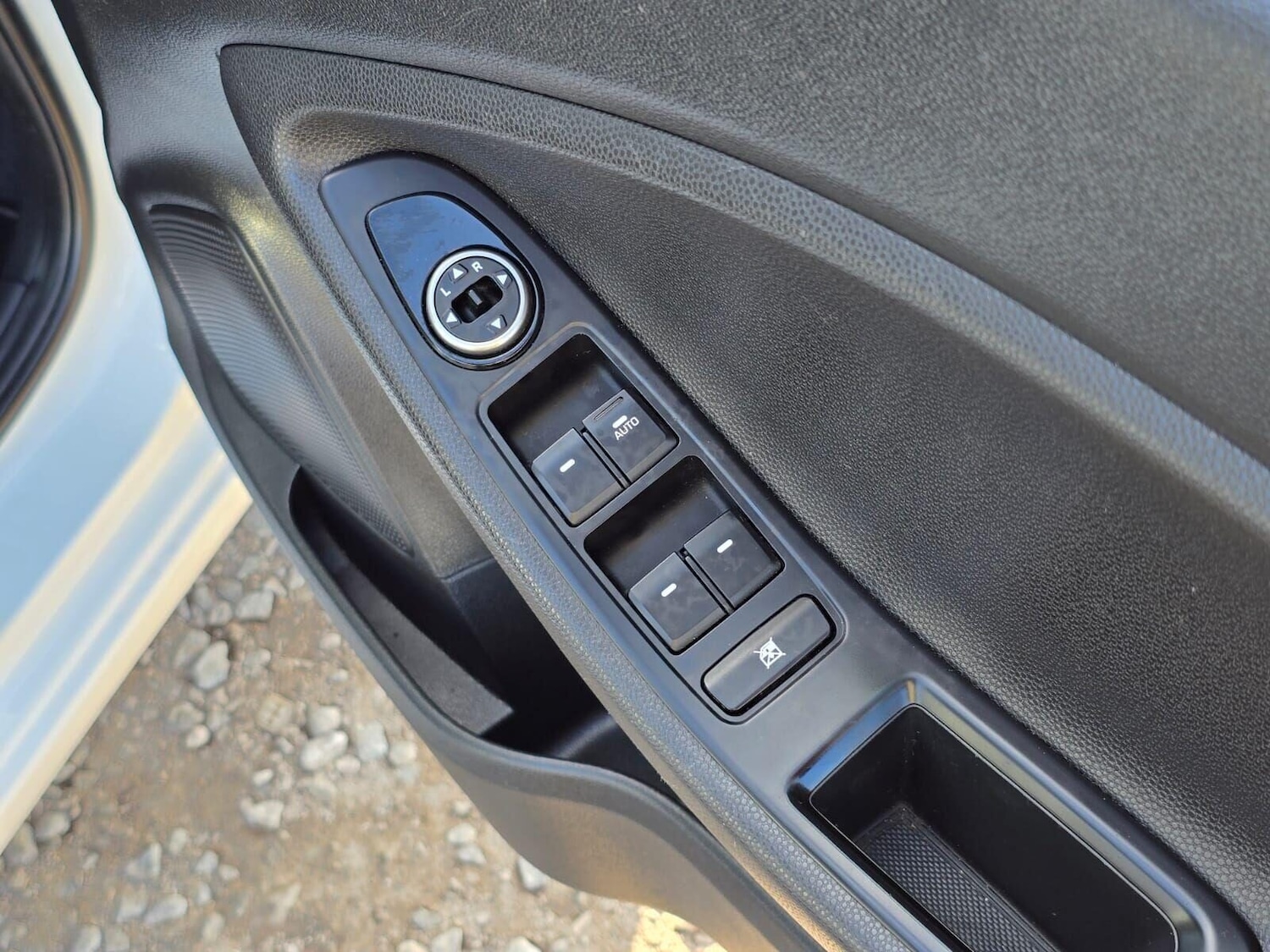 Used Hyundai i20 2017 for sale - 76040312: Photo 32