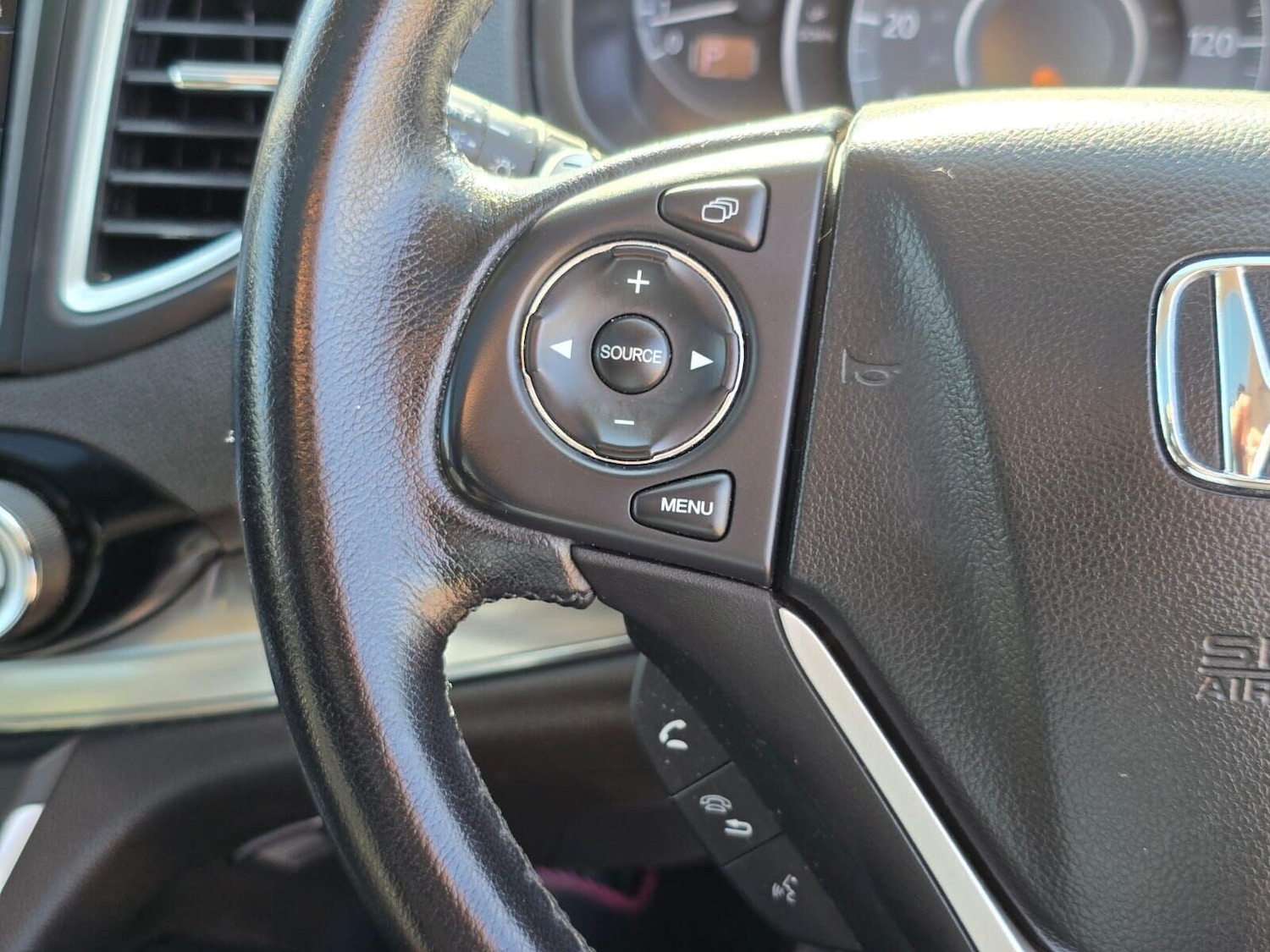 Used Honda CR-V 2017 for sale - 76069816: Photo 28