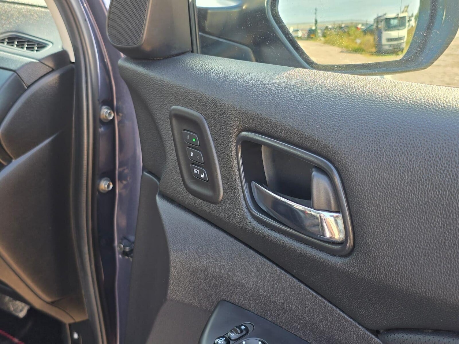 Used Honda CR-V 2017 for sale - 76069816: Photo 38