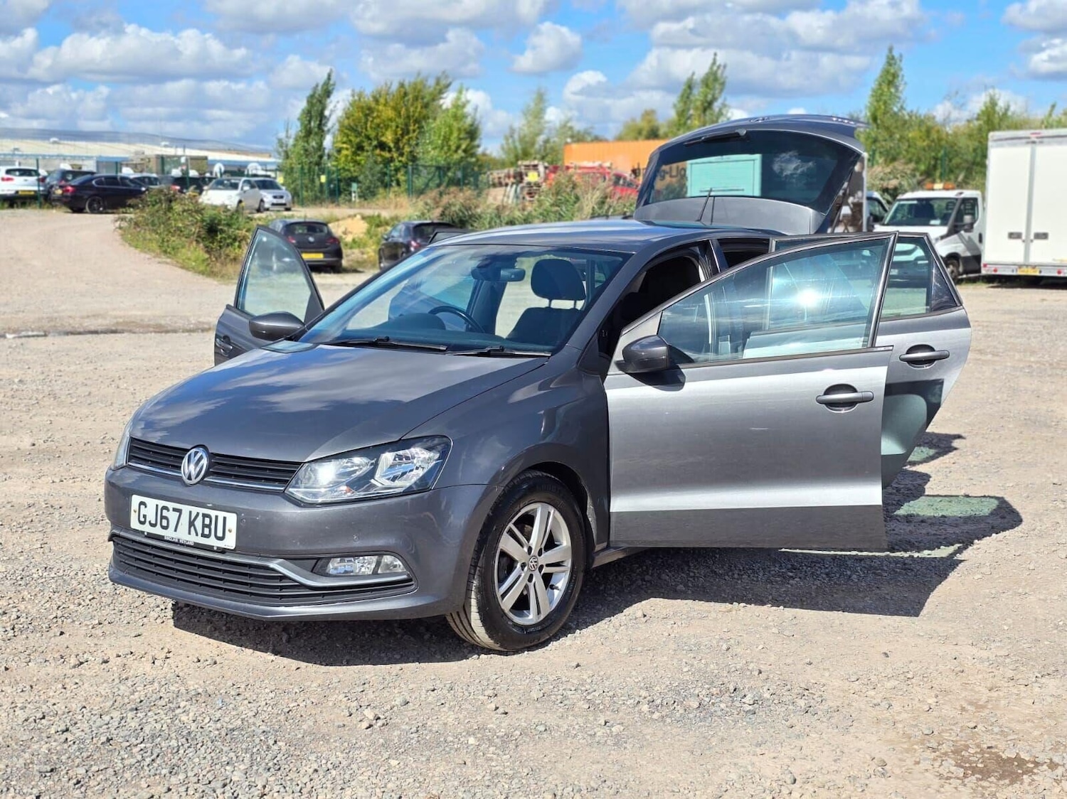 Used Volkswagen Polo 2017 for sale - 75655555: Photo 35