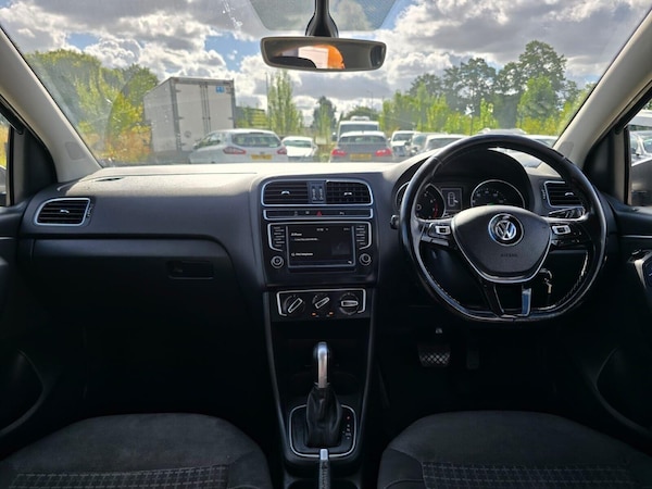Used Volkswagen Polo 2017 for sale - 75655555: Photo 6