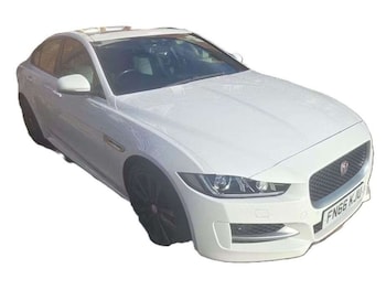 Used Jaguar XE 2016 for sale - 78906845: Photo