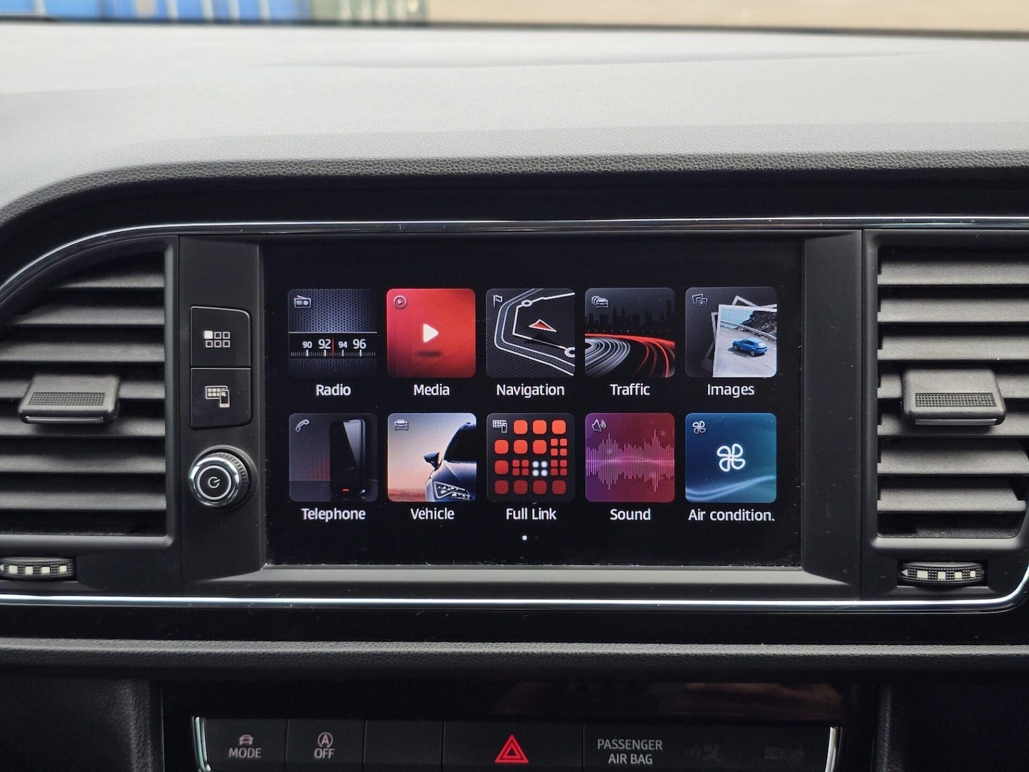 Used SEAT Leon 2018 for sale - 77563715: Photo 35