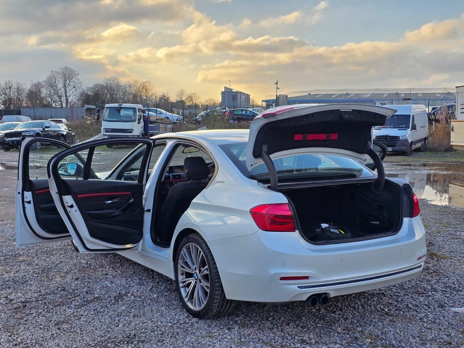 Used BMW 3 Series 2018 for sale - 77421332: Photo 13