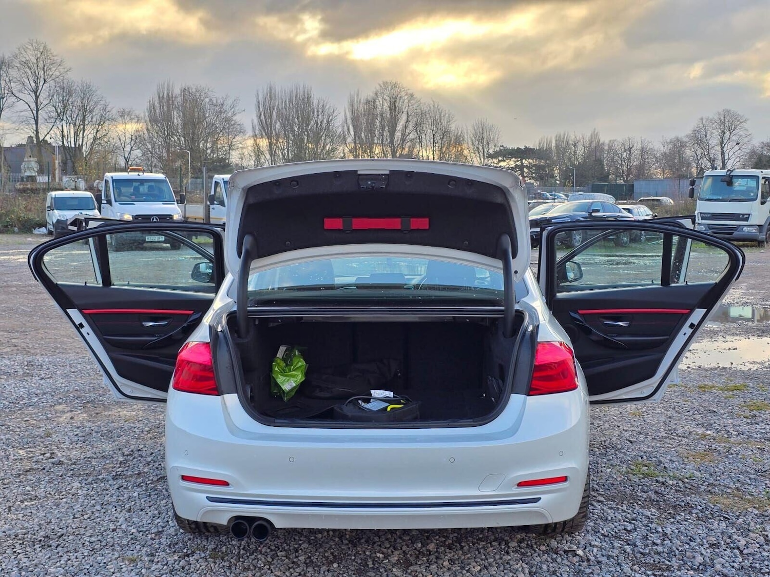 Used BMW 3 Series 2018 for sale - 77421332: Photo 18