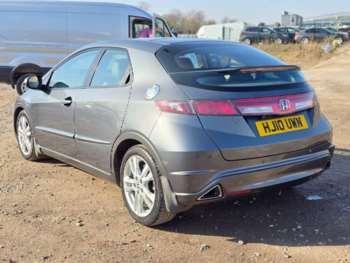 Used Honda Civic 2010 for sale - 75053976: Photo