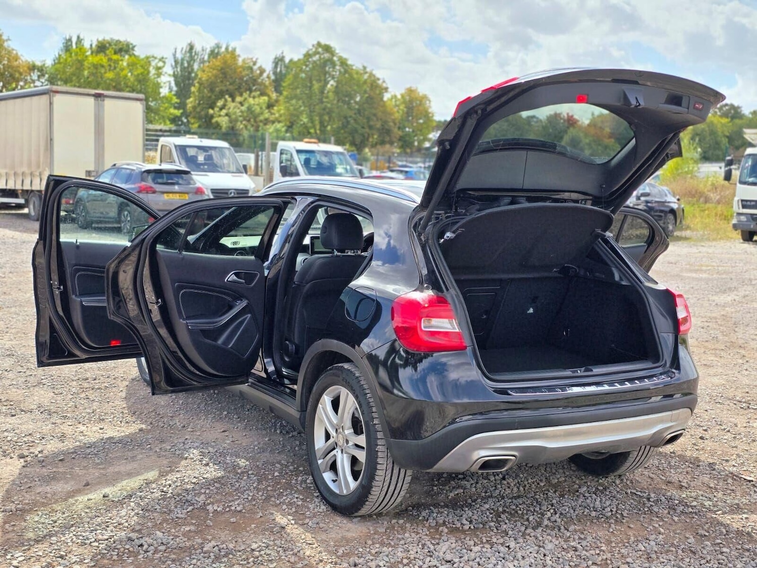 Used Mercedes-Benz GLA 2015 for sale - 77024139: Photo 4