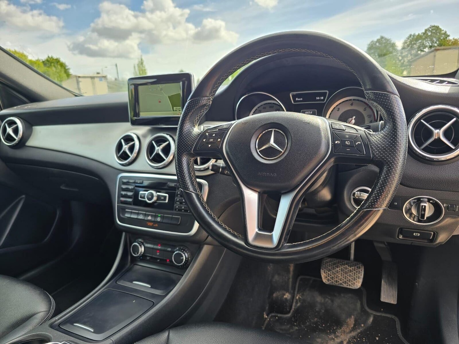 Used Mercedes-Benz GLA 2015 for sale - 77024139: Photo 60