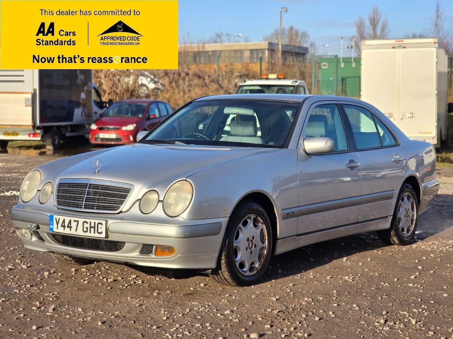 Used Mercedes-Benz E Class 2001 for sale - 77077913: Photo 3