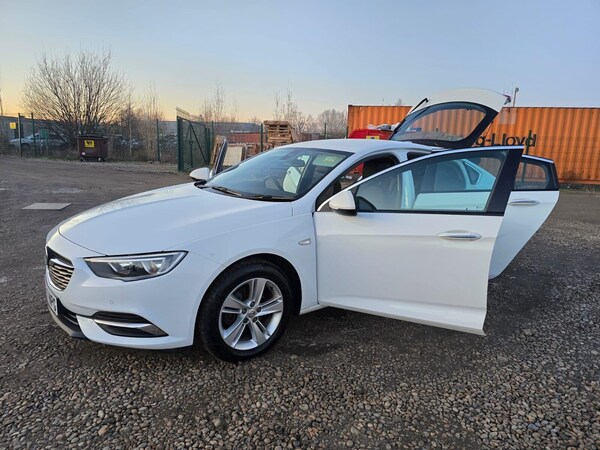 Used Vauxhall Insignia 2017 for sale - 75426230: Photo 11