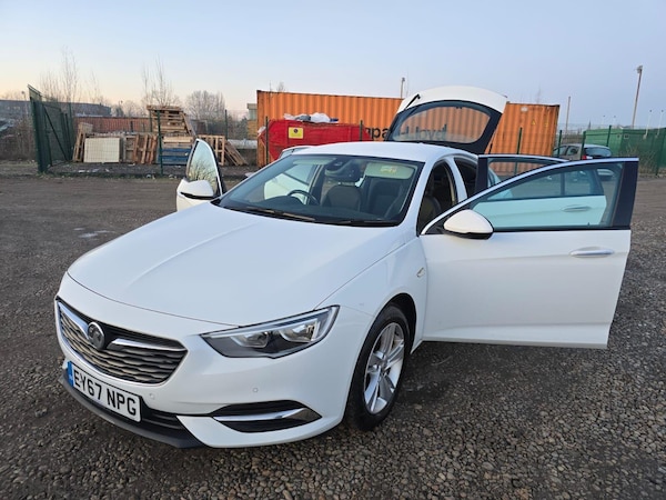 Used Vauxhall Insignia 2017 for sale - 75426230: Photo 12