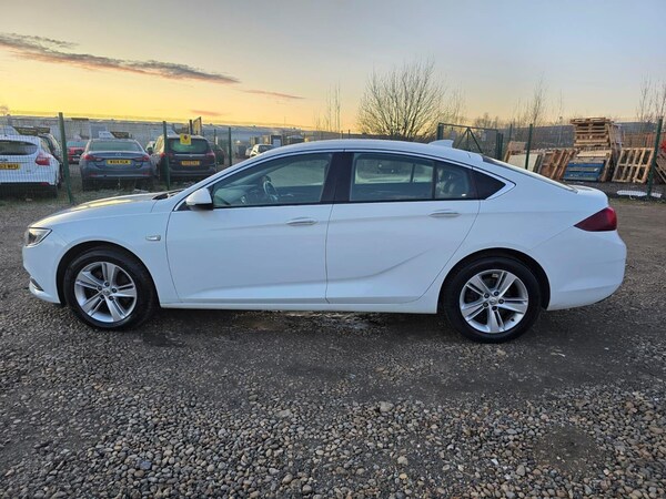 Used Vauxhall Insignia 2017 for sale - 75426230: Photo 14