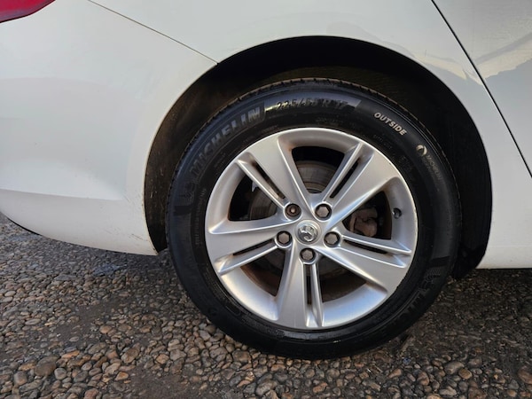 Used Vauxhall Insignia 2017 for sale - 75426230: Photo 36