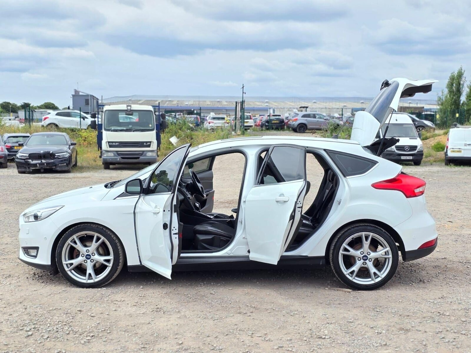 Used Ford Focus 2017 for sale - 77379332: Photo 10