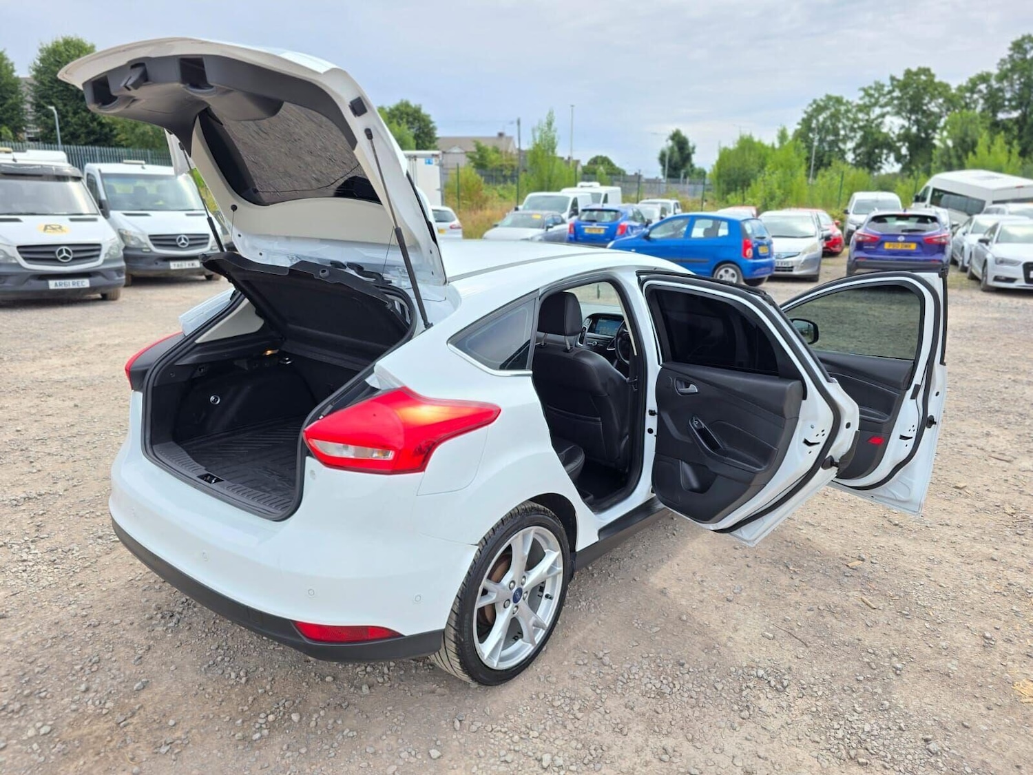 Used Ford Focus 2017 for sale - 77379332: Photo 15