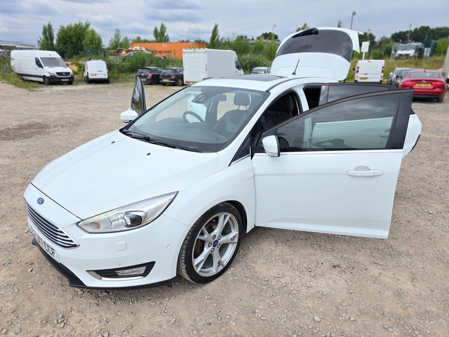 Used Ford Focus 2017 for sale - 77379332: Photo 7