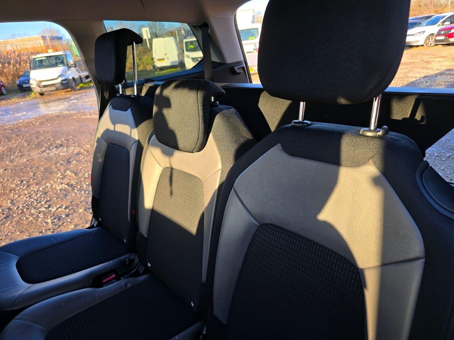 Used Citroen C4 Grand Picasso 2017 for sale - 76836105: Photo 25