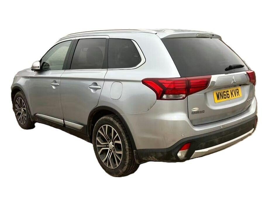 Used Mitsubishi Outlander 2016 for sale - 77628893: Photo 3