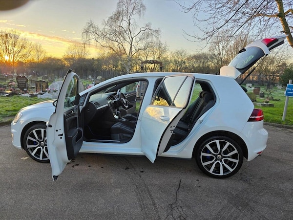 Used Volkswagen Golf 2015 for sale - 76313424: Photo 11