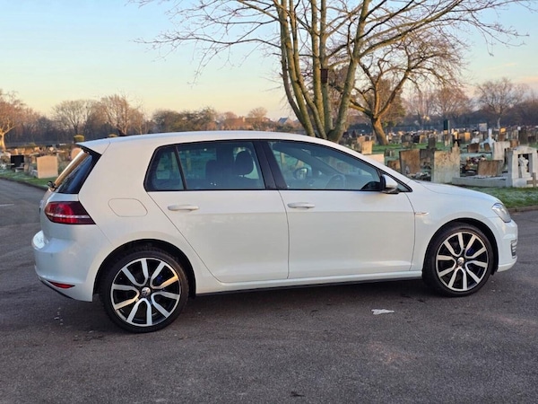 Used Volkswagen Golf 2015 for sale - 76313424: Photo 13