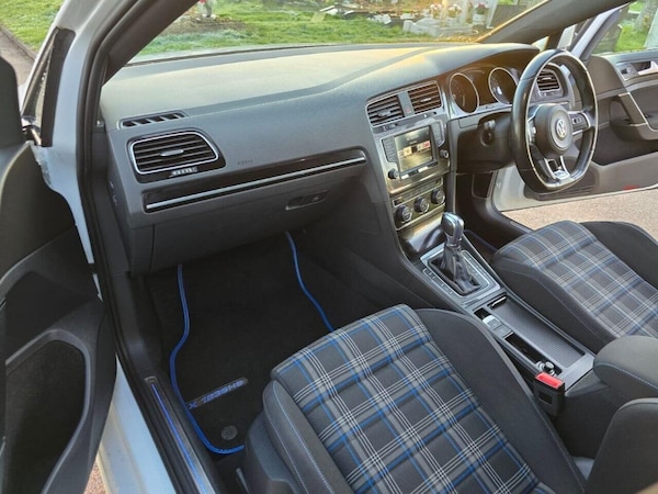 Used Volkswagen Golf 2015 for sale - 76313424: Photo 19