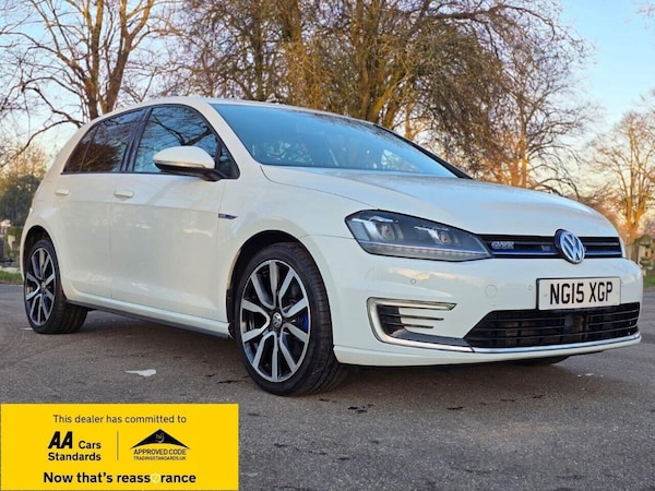 Used Volkswagen Golf 2015 for sale - 76313424: Photo 1
