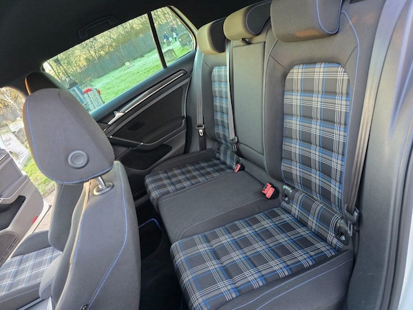 Used Volkswagen Golf 2015 for sale - 76313424: Photo 27