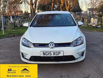 Used Volkswagen Golf 2015 for sale - 76313424: Photo 2