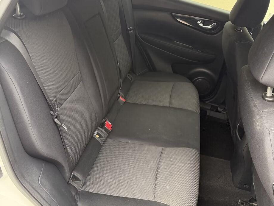 Used Nissan Qashqai 2015 for sale - 76304995: Photo 8