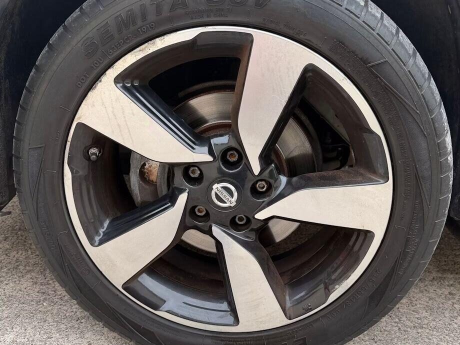 Used Nissan Qashqai 2015 for sale - 76304995: Photo 9
