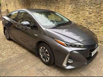 (17) - 1.8 VVT-h 8.8 kWh Excel CVT Euro 6 (s/s) 5dr