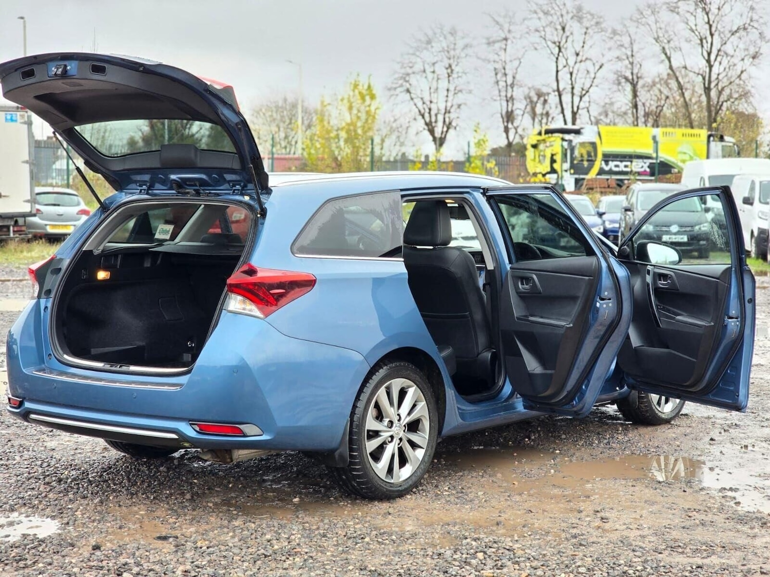 Used Toyota Auris 2015 for sale - 76836100: Photo 18