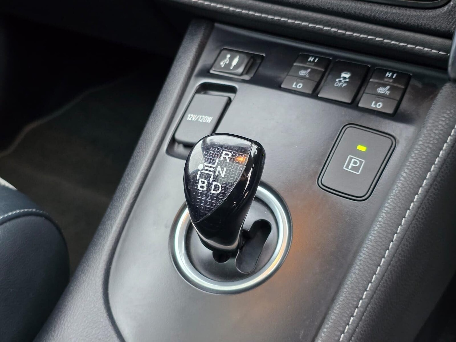 Used Toyota Auris 2015 for sale - 76836100: Photo 23