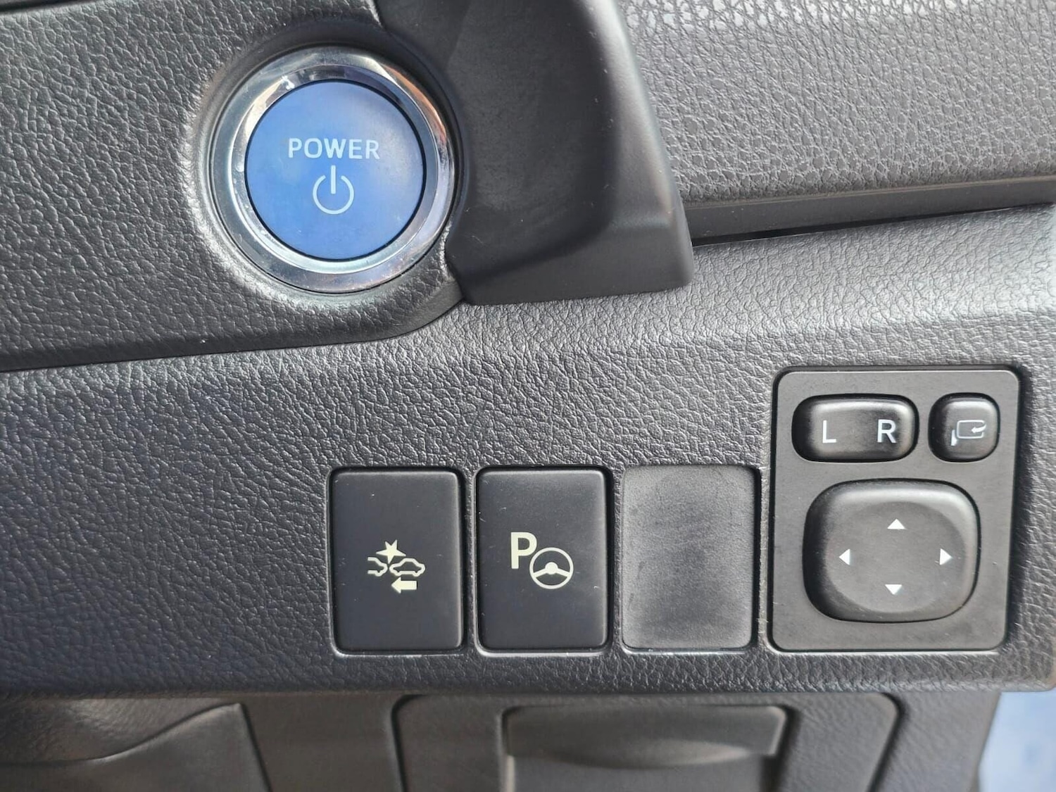 Used Toyota Auris 2015 for sale - 76836100: Photo 29