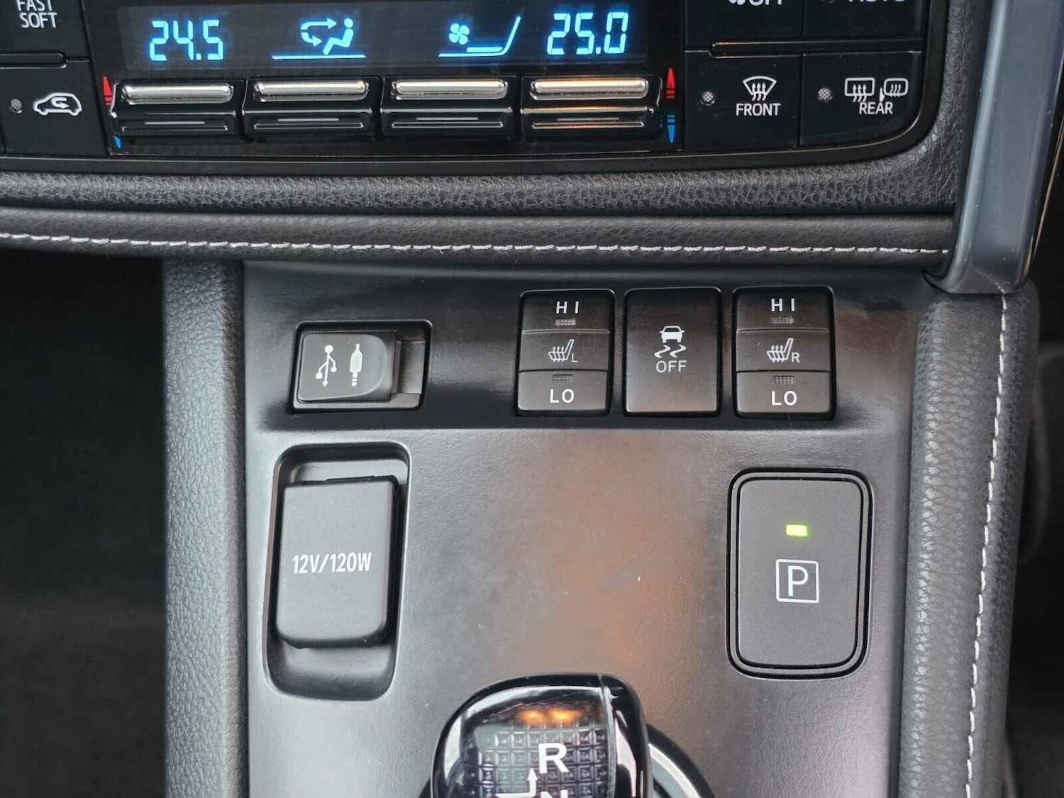 Used Toyota Auris 2015 for sale - 76836100: Photo 30