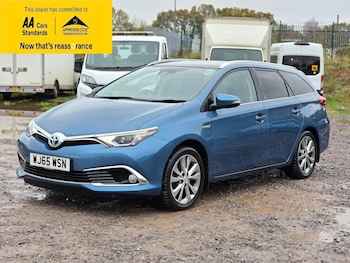 Used Toyota Auris 2015 for sale - 76836100: Photo
