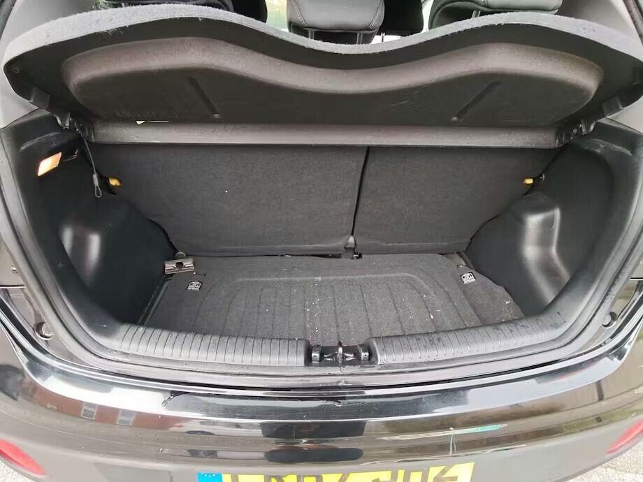 Used Hyundai i10 2017 for sale - 77997116: Photo 11