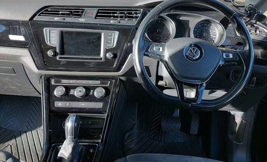 Used Volkswagen Touran 2017 for sale - 76858741: Photo 5